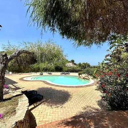 Oleandri Vista Mare 203 *